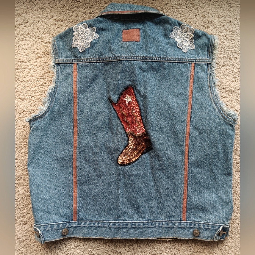 EUC Vintage Gitano Country Styled Embellished Denim Vest Size Large - Picture 2 of 10